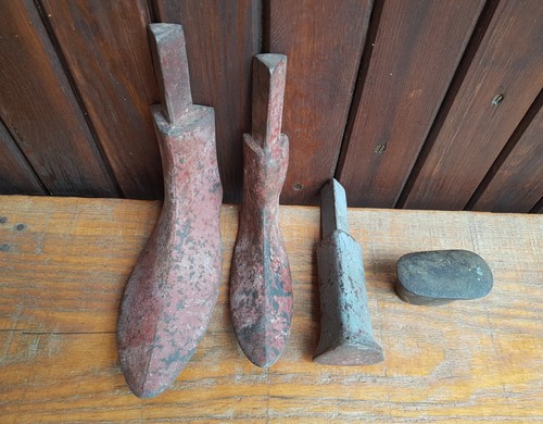 Lot ancien pieds outil artisan