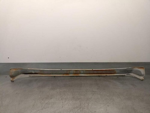 Sd33 moulure nissan - sd33, iii