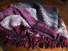 /😍 LINGE VINTAGE  ( Dessus de lit / canapé ) 😍/