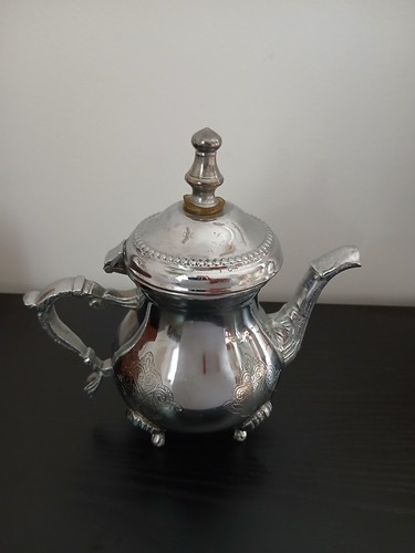 Ancienne théière marocaine - ancienne,