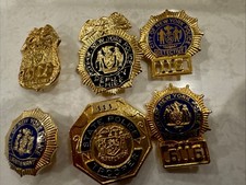 RARE SET OF 6 Pins NYPD -