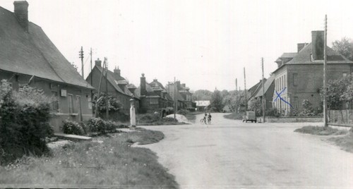 Canville les deux eglises - canville,