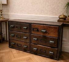 Petit Meuble de Métier