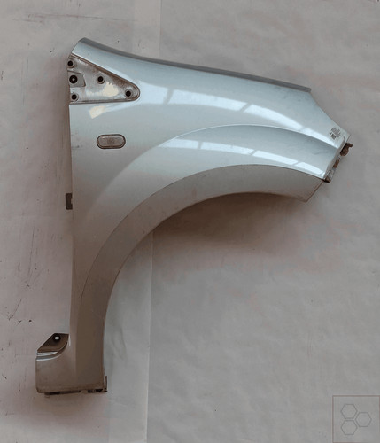 Garde boue avant droite - garde-boue,