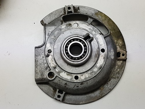 Carter inférieur moteur - inférieur, de