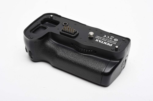 Pentax bg4 battery grip - pentax,