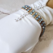 Bracelet 60's Rivière De Strass Bleus Sur Laiton Doré 18cmx10mm