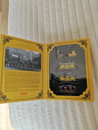 Coffret hornby stephenson - hornby, stephenson's