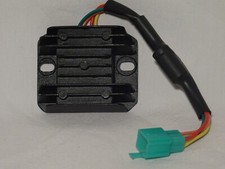 régulateur de tension 12V