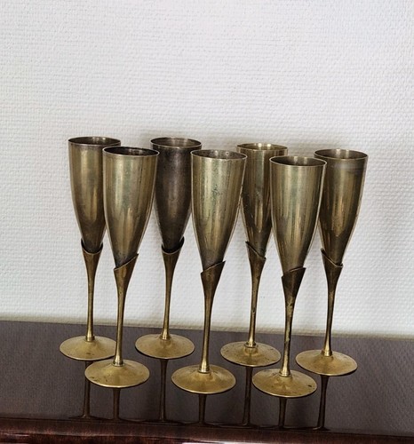 Flûtes champagne - à,