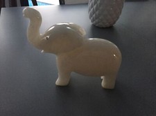 ÉLÉPHANT En Marbre Ou