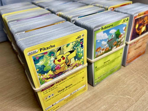 Lot 100 cartes pokémon 10 - cartes,