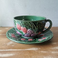 Grande Tasse Et Assiette En
