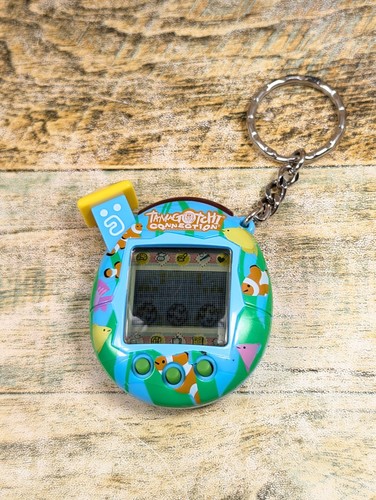 Tamagotchi connection fish - connection,