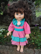 Poupée Katty Kattie de la famille Tinnie Tears par Kenner / Raynal avec sa robe
