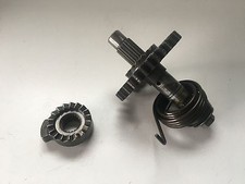 UN MECANISME DE KICK POUR MOTO HONDA 250 CRF 250CRF 2006 ( PIECE MOTEUR )