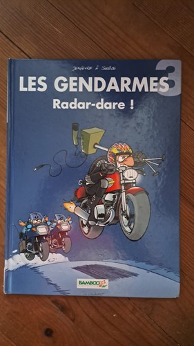 Les gendarmes tome 3 - bd,