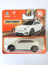 MINIATURE MATCHBOX 1/64 TESLA MODEL Y