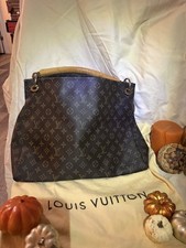 LV Artsy MM Monogram Canvas