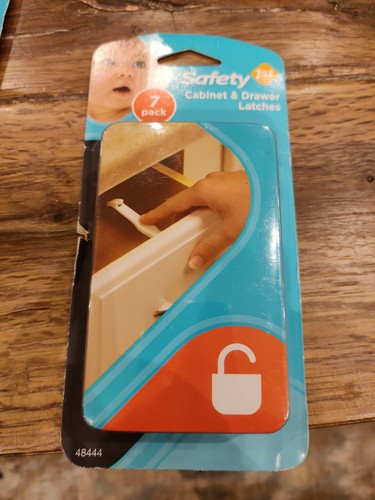 Safety 1st cabinet - 1st,