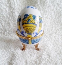 Boite Oeuf  en porcelaine
