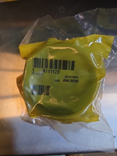 R111173 cabin mount isolator - mount,