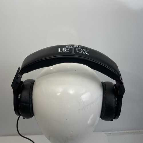 Monster beats dre detox - by, dr.