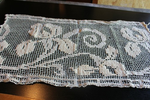 Ancienne broderie filet - broderie, fleur