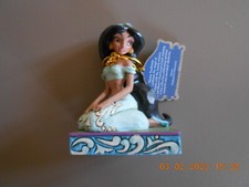ENESCO   /  DISNEY SHOWCASE  /  BE  ADVENTUROUS    / REF- 4050411