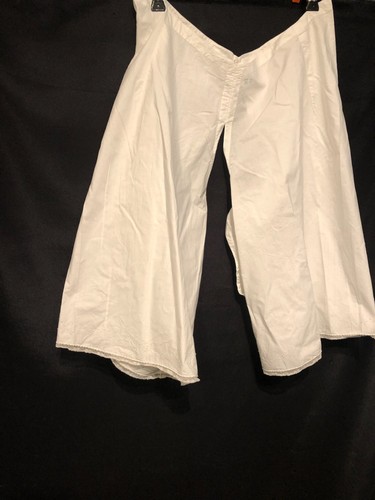 Ancienne culotte brodée - ancienne,