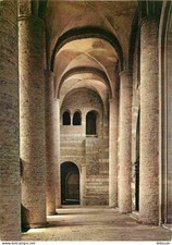 71 - Tournus - intérieur de