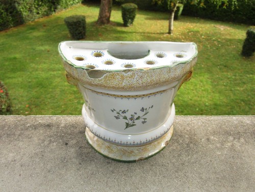 Très belle bouquetière