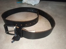Belle ceinture noire en cuir