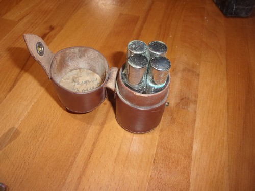 Ancien étui cylindrique - cylindrique, en