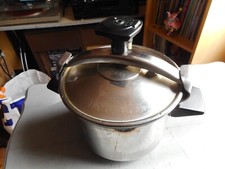 COCOTTE MINUTE AUTOCUISEUR SEB  6 LITRES INOX BON ETAT