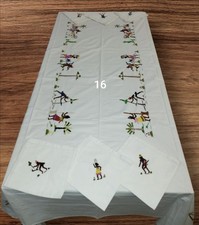 Nappe Blanche Brodée mains Artisanat Madagascar Motifs Sujets Sud 16 SoaBoutik