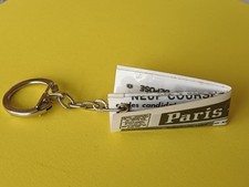 Porte clé années 60, Journal