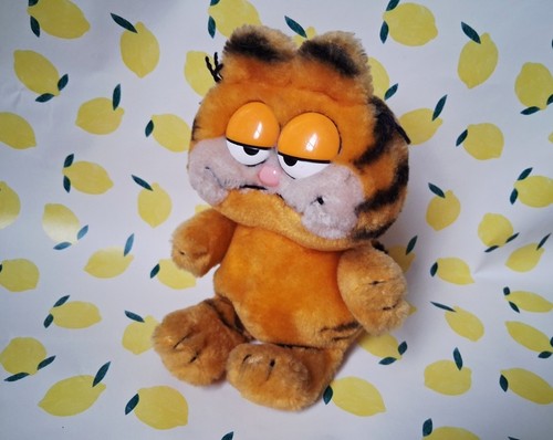 Dakin garfield plush 1981 - dakin,