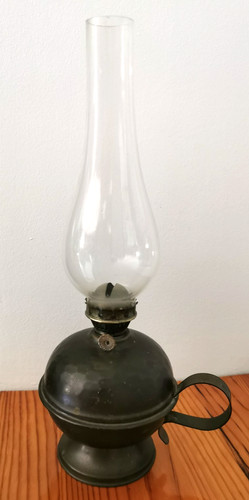 Ancienne lampe pétrole en - ancienne, à