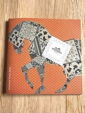 HERMÈS PARIS CATALOGUE FOULARD CARRE COLLECTION AUTOMNE HIVER 2006 LIVRE BOOKLET