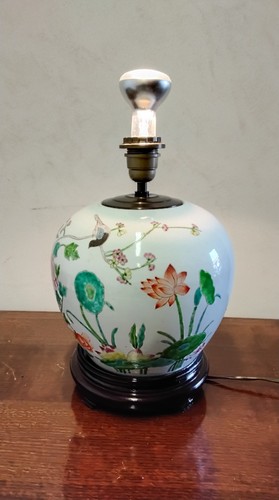 Pied lampe style - de,
