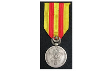 médailles décorations ordres