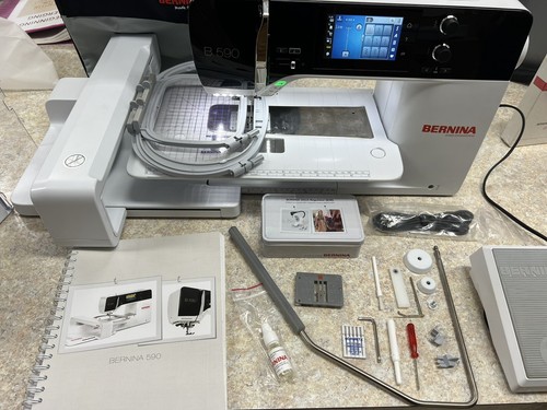 Bernina 590 sewing - 590,