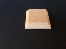socle (en médium) pour
