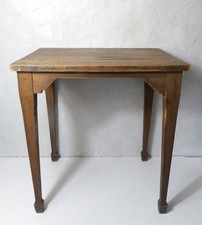 ancienne table d'appoint