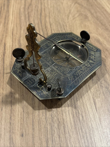 Pendule laiton cadran solaire