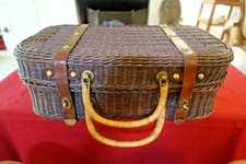 magnifique  valise en osier / rotin ancienne debut XX