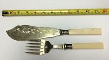 Ancien couteau et fourchette