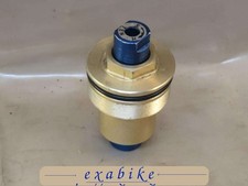 bouchon de fourche pour Yamaha 1000 YZF Thunderace  de 1996 a 2001