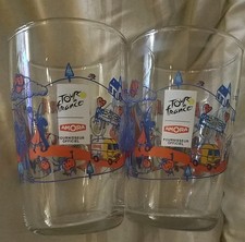 Lot 2 VERRES à MOUTARDE "